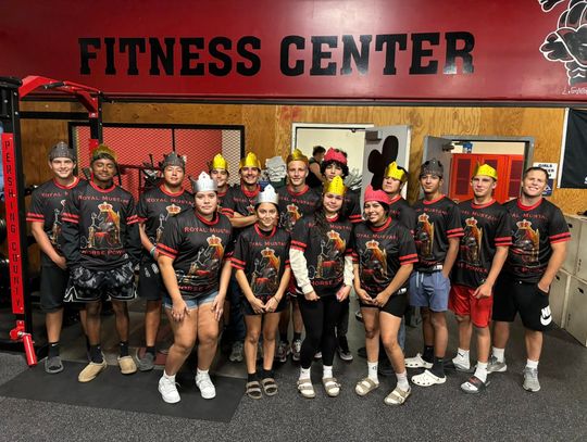 Royal Mustangs Earn Their Crowns