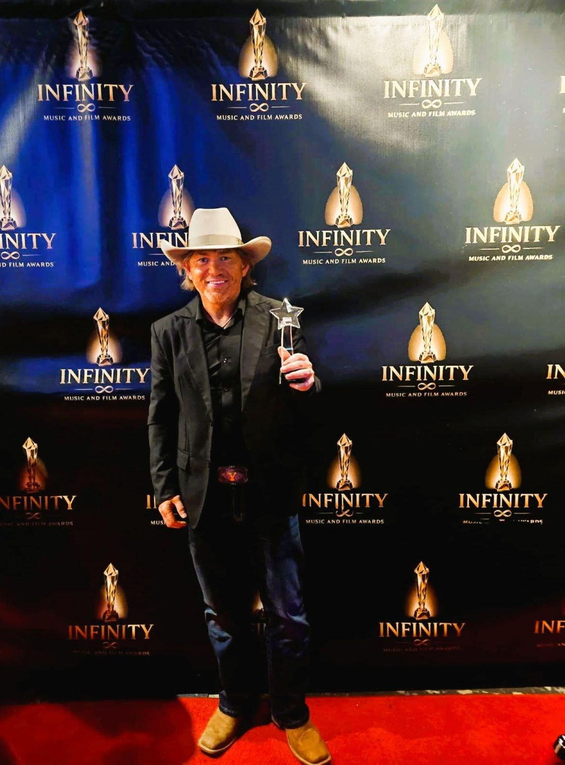 Levi Coby Supports Local Cowgirl with Brain Tumor, Wins Top Music Award in Nashville Levi Coby Supports Local Cowgirl with Brain Tumor, Wins Top Music Award in Nashville