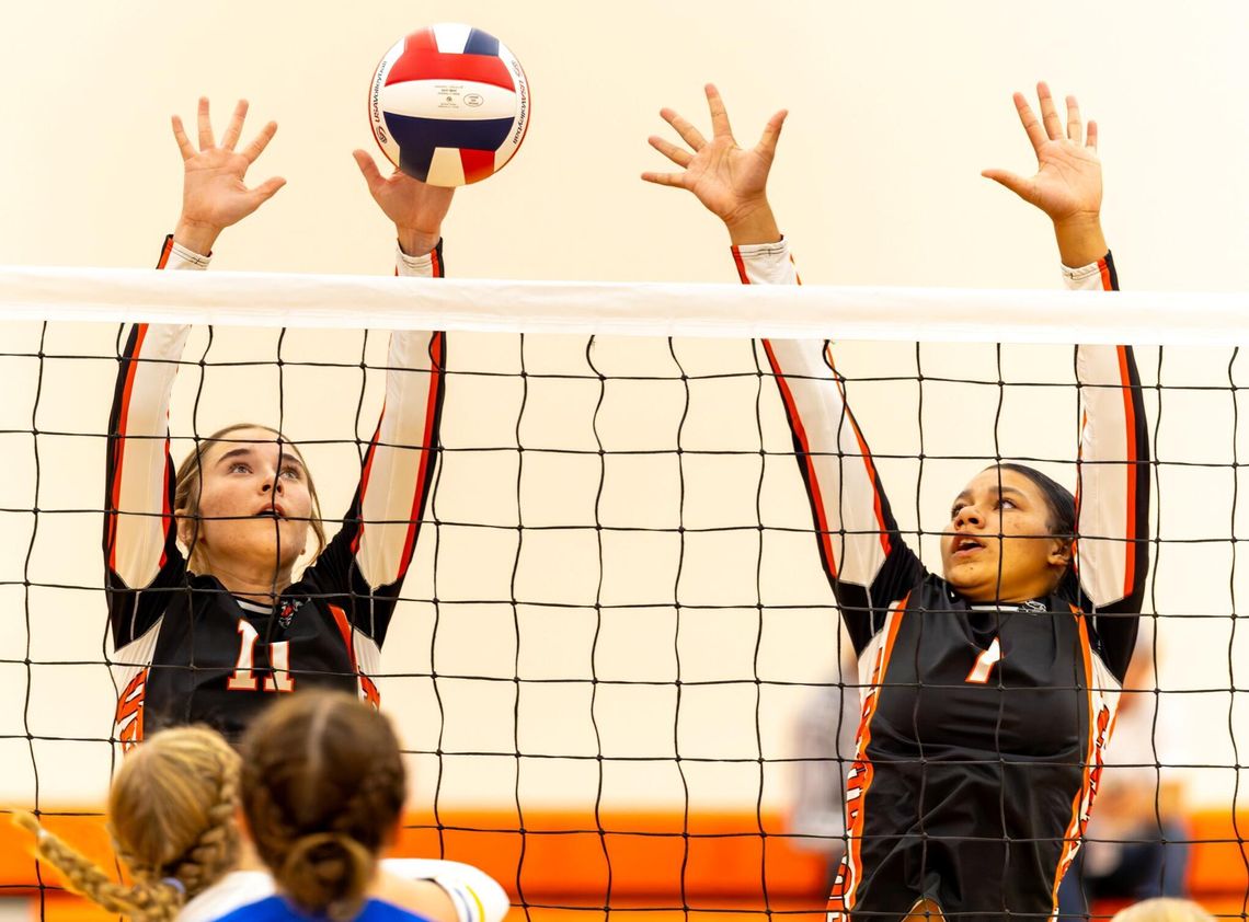Volleyball: Vaqueros open league play this week